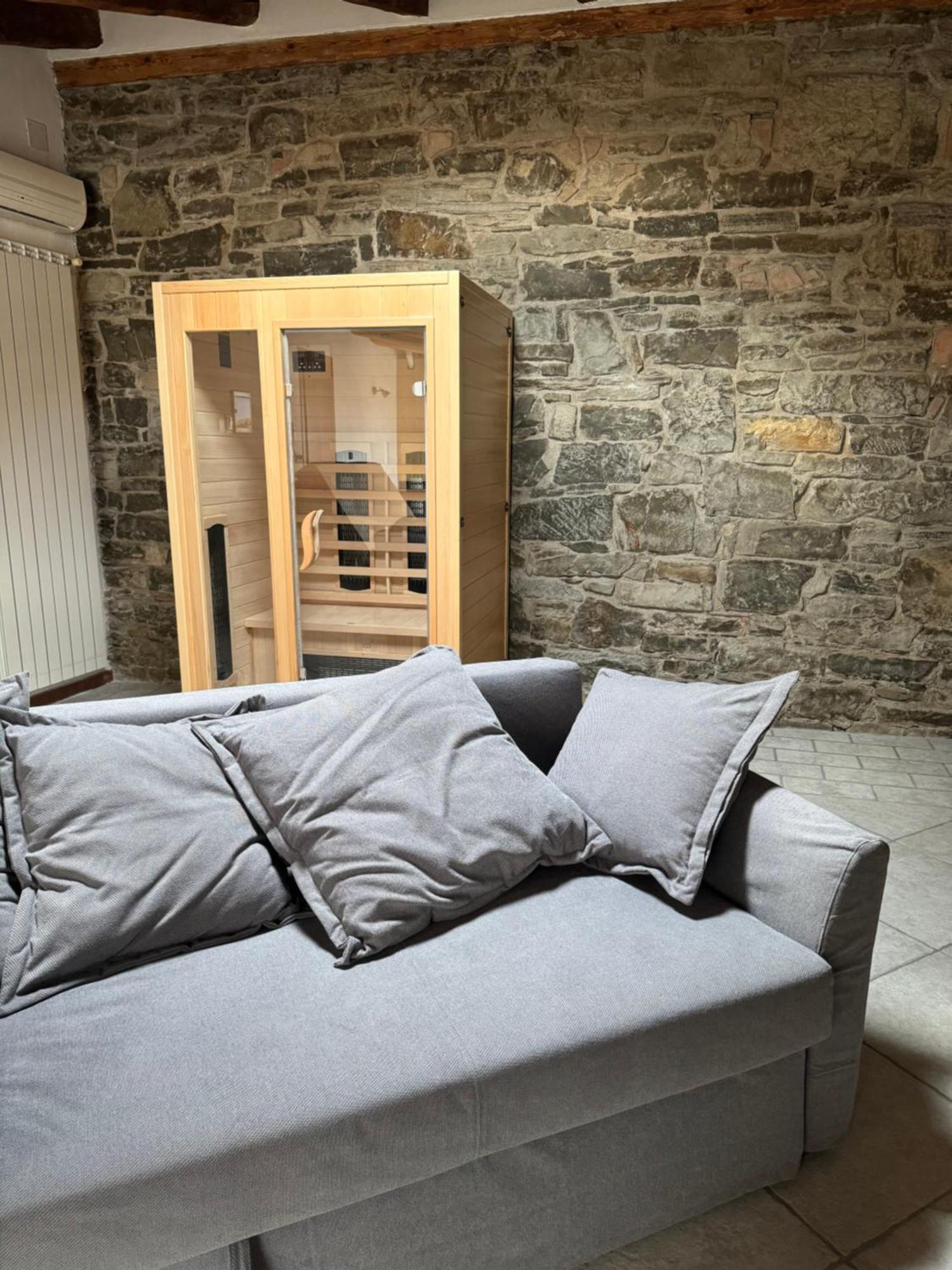 Lex 4 Sauna -Trieste Center Luaran gambar