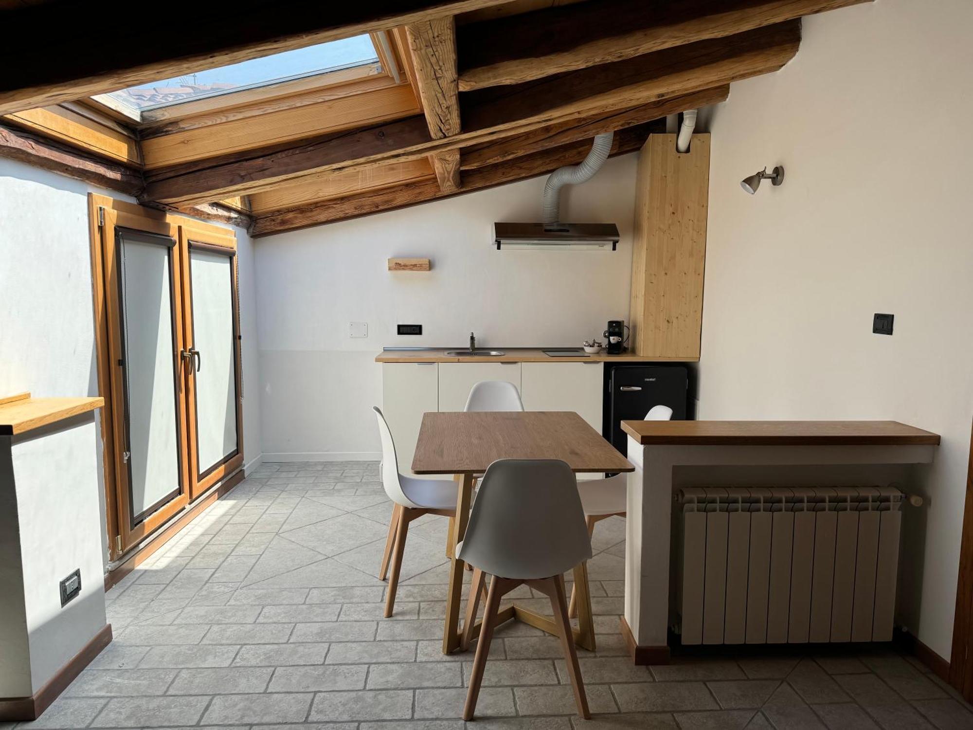 Lex 4 Sauna -Trieste Center Luaran gambar