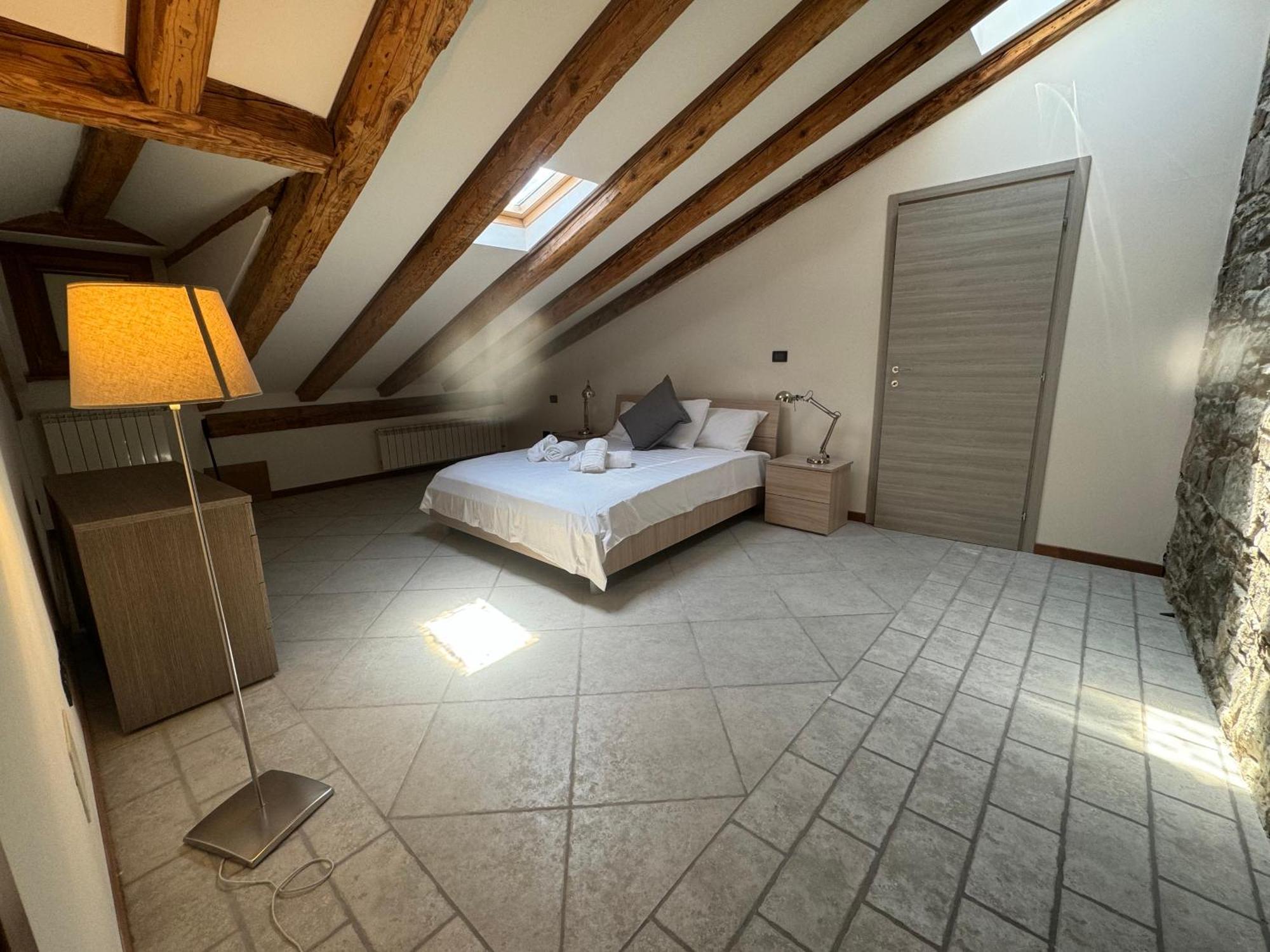 Lex 4 Sauna -Trieste Center Luaran gambar